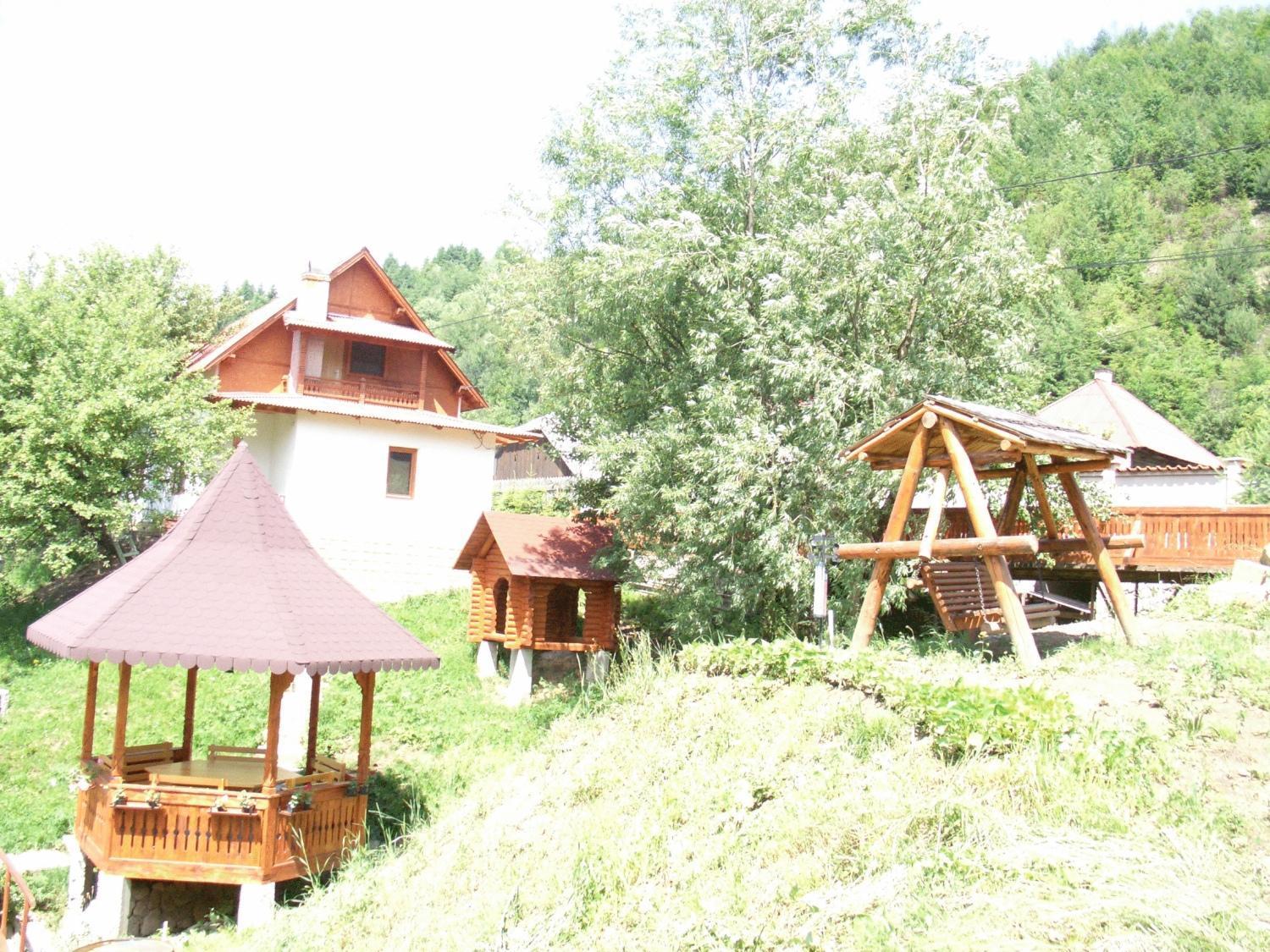 Hotel Pension Lucia Bucovina Vama  Esterno foto